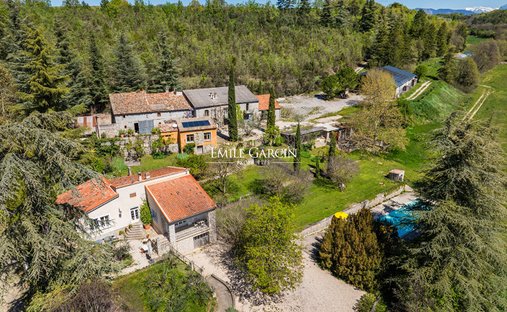 Villa in Valensole, Provence-Alpes-Côte d'Azur, France 1