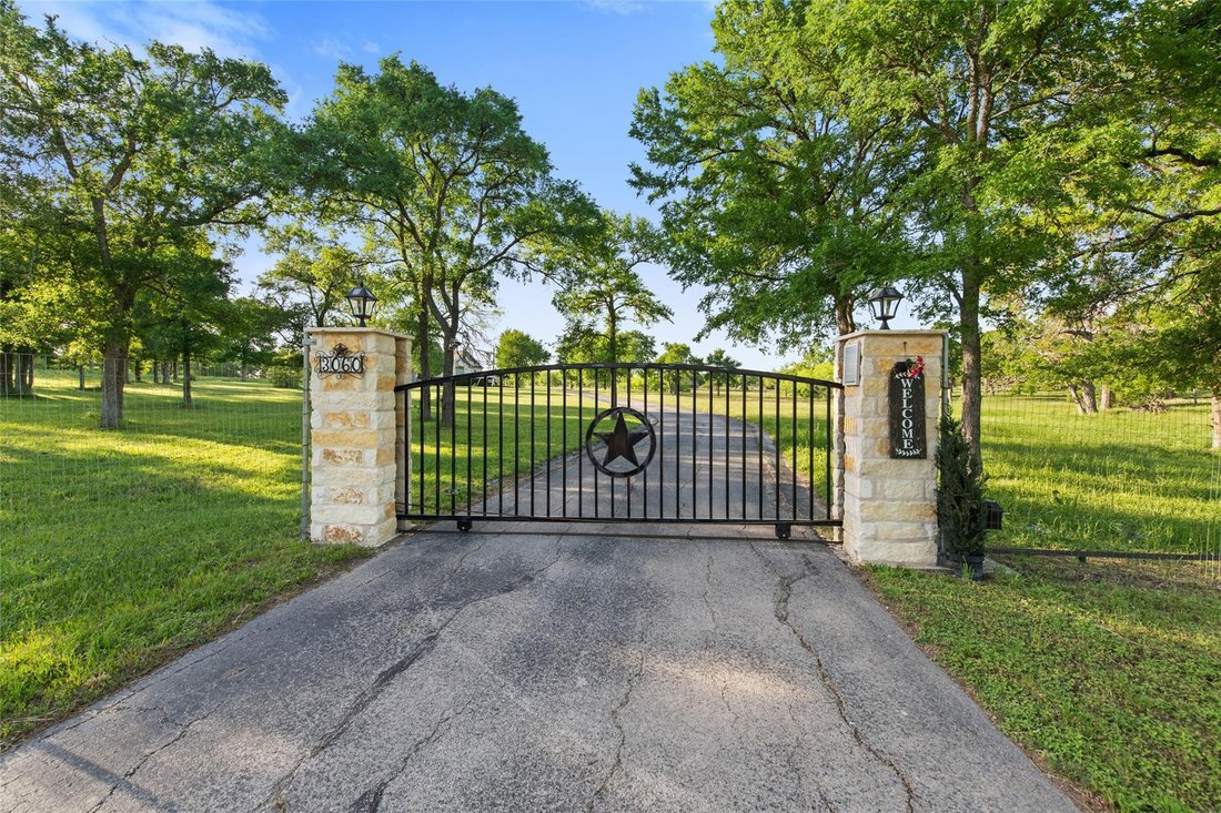 Casa en Elgin, Texas, Estados Unidos 3 - 18768807