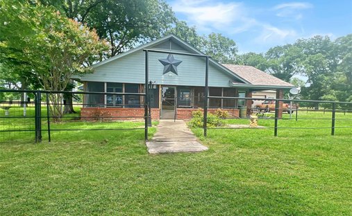 Azienda agricola a Lake Creek, Texas, Stati Uniti 1