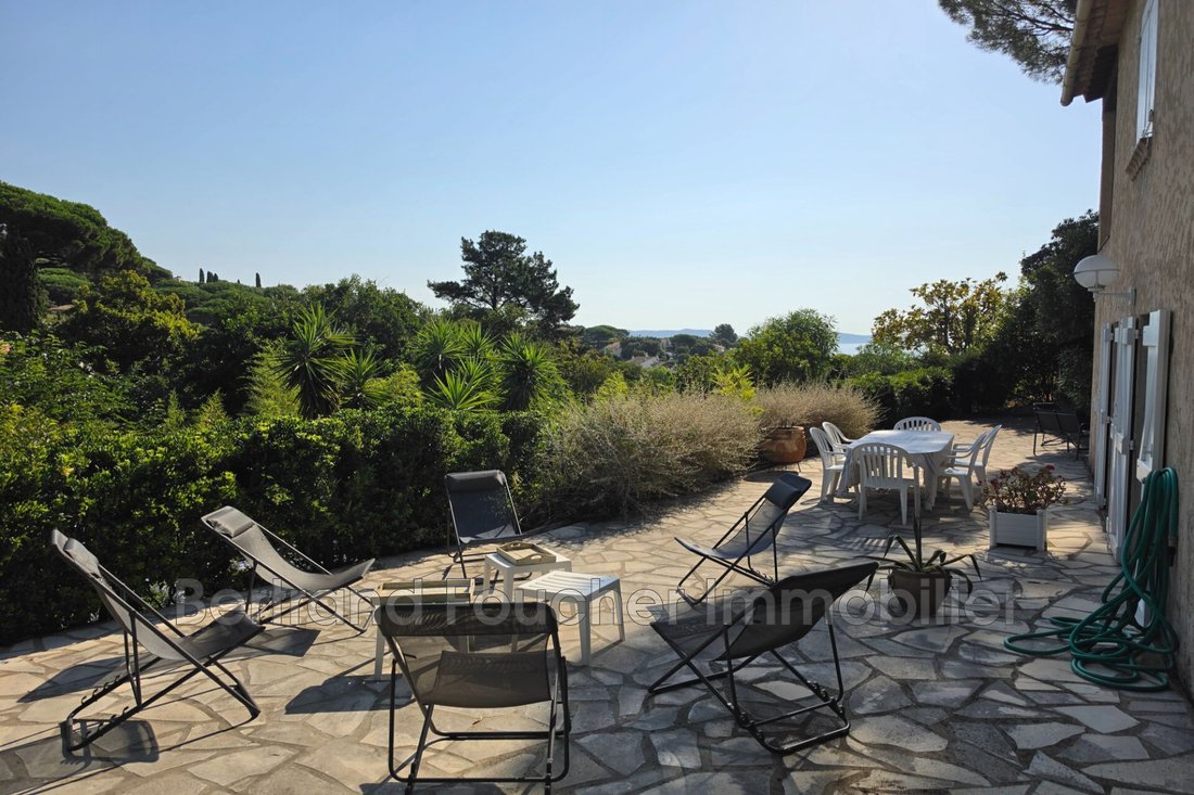 Villa in Sud, Cavalaire-sur-Mer, France 4 - 18769537