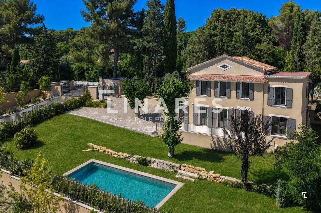 Maison à Mazenod-Bellevue-Saint Donat-Banon, Aix-en-Provence, France 2 - 18370039