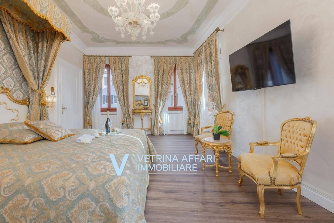 Apartamento en Centro Histórico de Venecia, Venecia, Italia 2 - 18773435