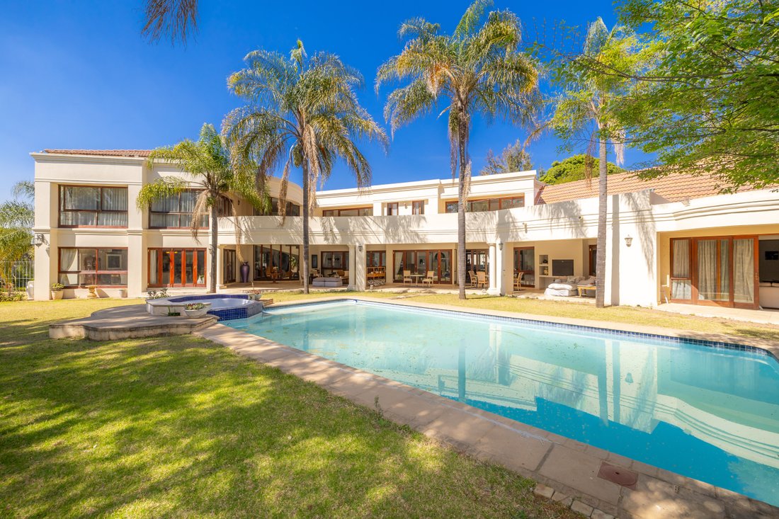 House in Bryanston, Gauteng, South Africa 1 - 18770327
