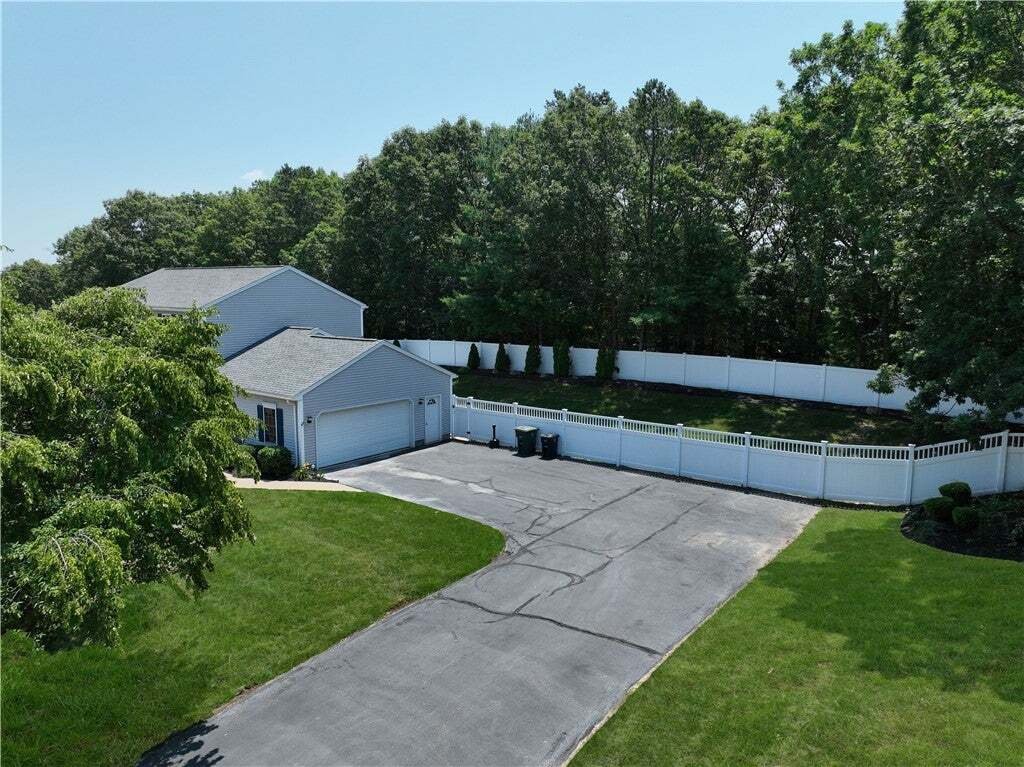 House in Coventry, Rhode Island, United States 3 - 18768357