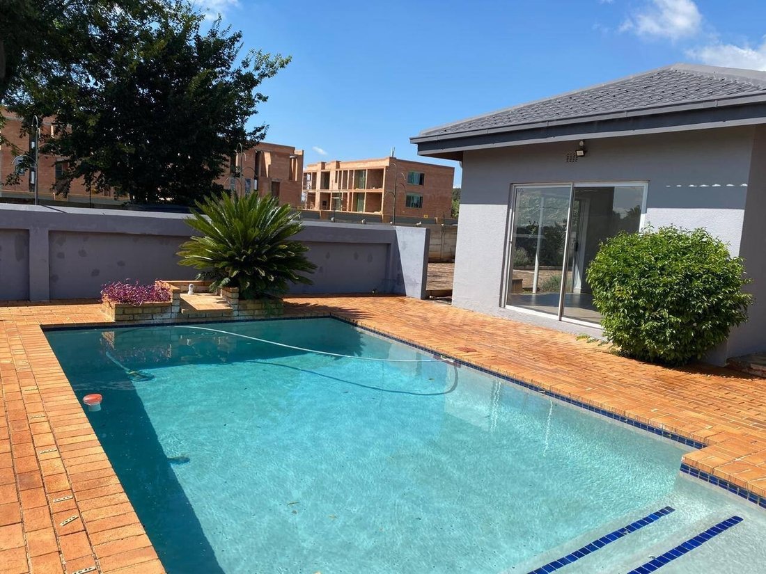 Haus in Benoni North AH, Gauteng, Südafrika 1 - 18772347