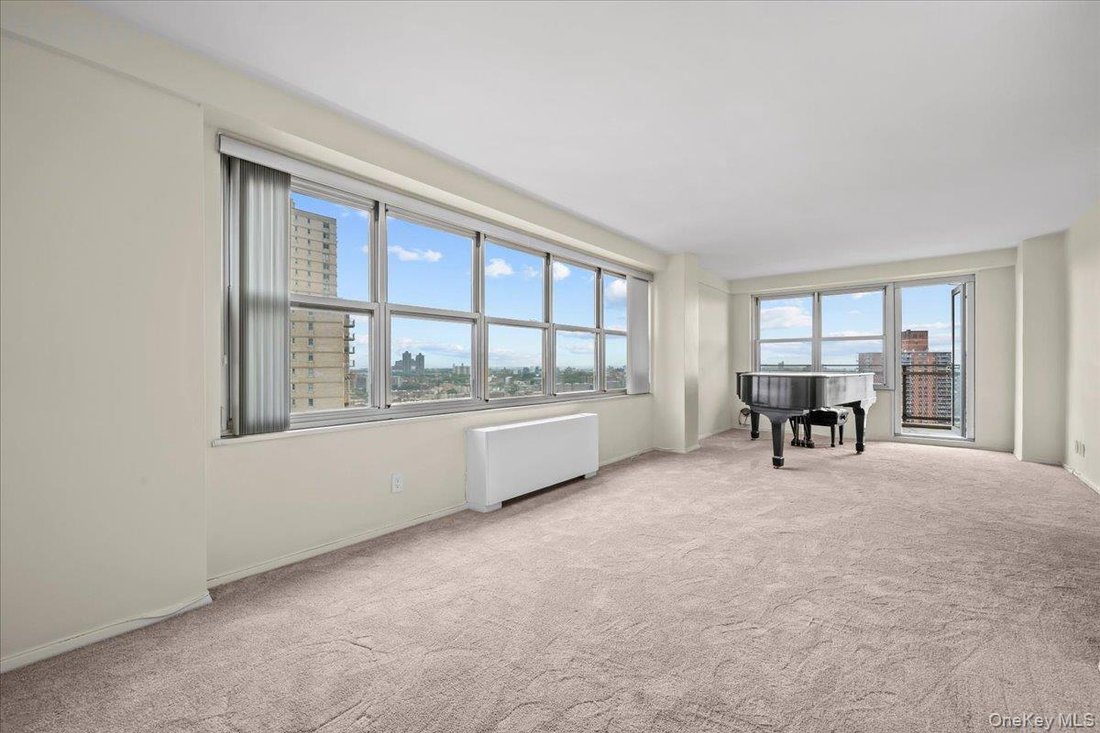 Co Op in New York, New York, United States 3 - 18772523