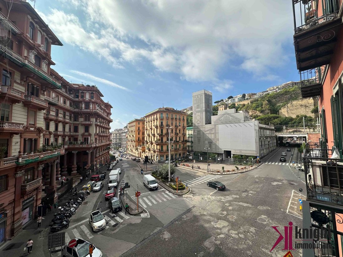Apartamento en Nápoles, Campania, Italia 1 - 18769259