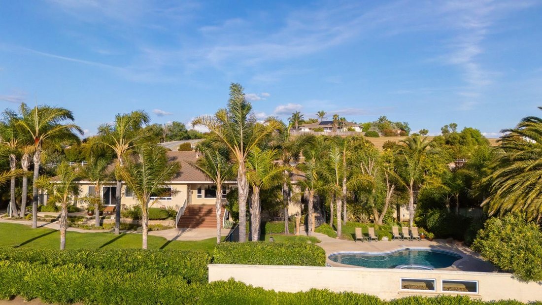 House in Hollister, California, United States 2 - 17706655