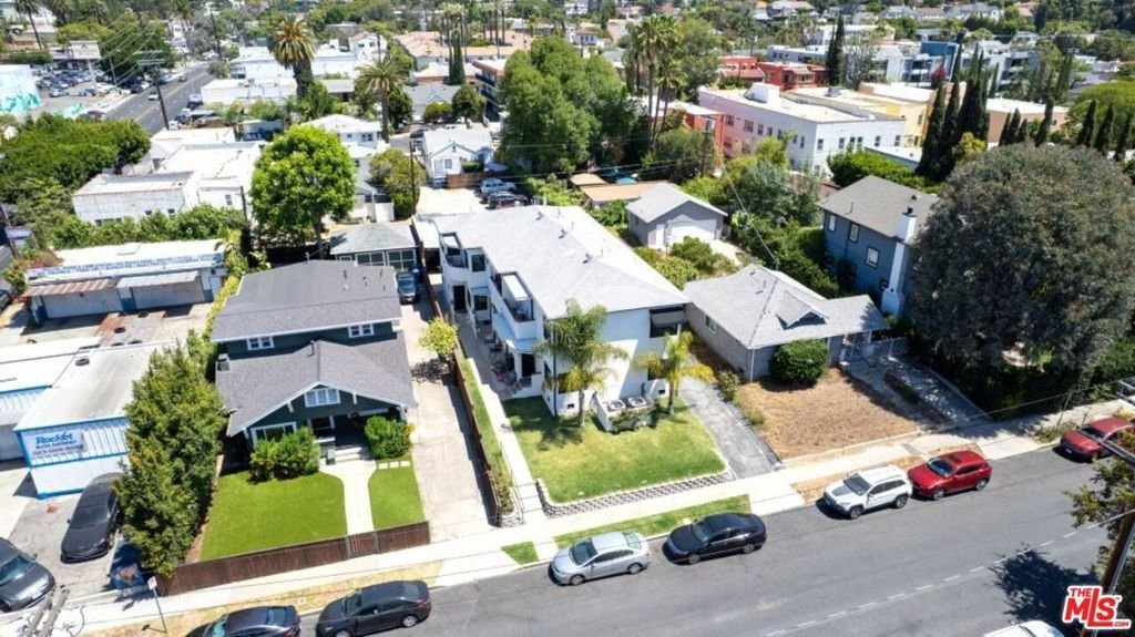 Los Angeles, California, United States 4 - 18771039