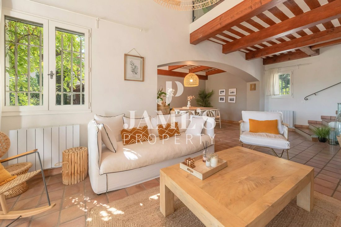 Haus in Eyragues, Provence-Alpes-Côte d'Azur, Frankreich 4 - 18769901