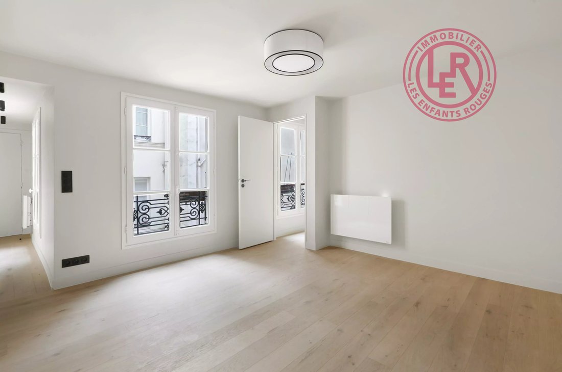 Apartment in Saint Gervais, Paris 4e Arrondissement, Paris 1 - 18770052