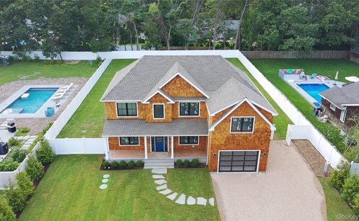 House in Remsenburg-Speonk, New York, United States 1