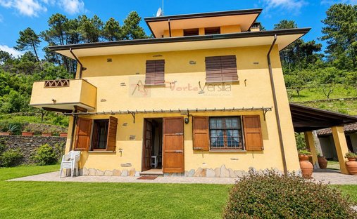 Villa a Strettoia-Capezzano-Valdicastello, Pietrasanta, Toscana 1