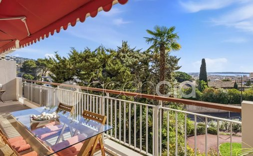 Appartamento a Vallergues, Cannes, Francia 1
