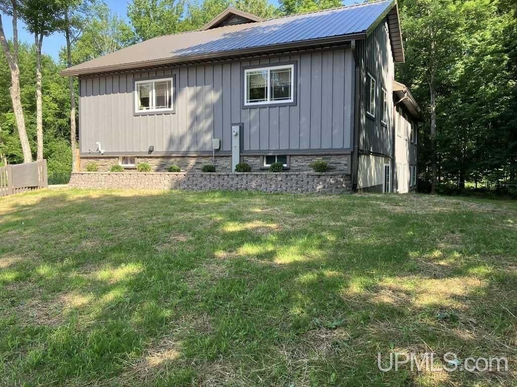 Haus in Munising, Michigan, Vereinigte Staaten 4 - 18768828