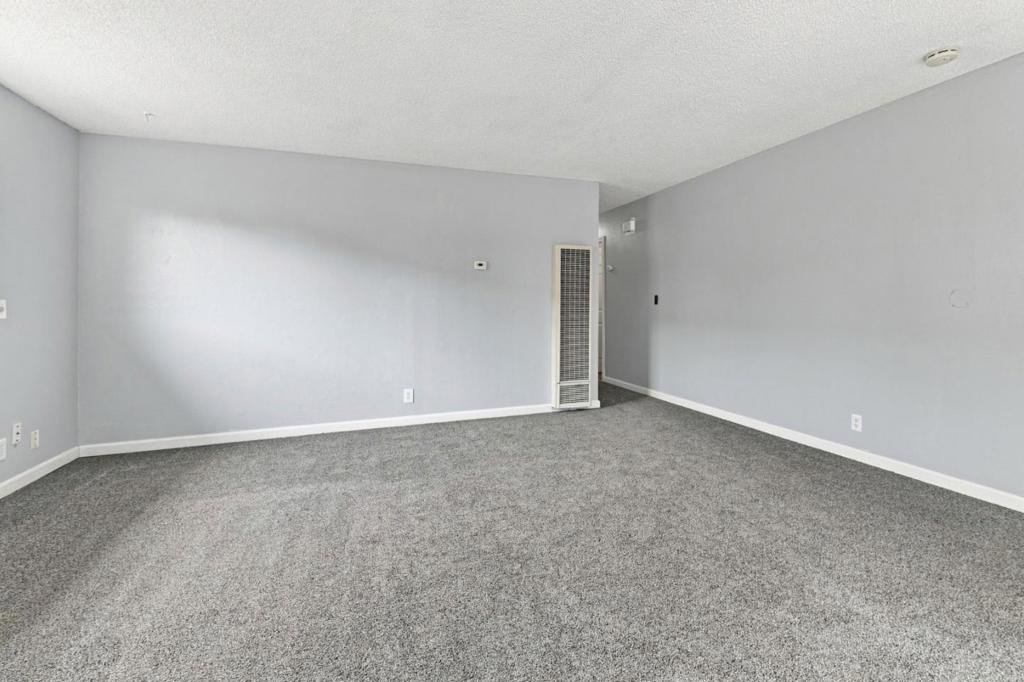 House in Hollister, California, United States 3 - 18770486