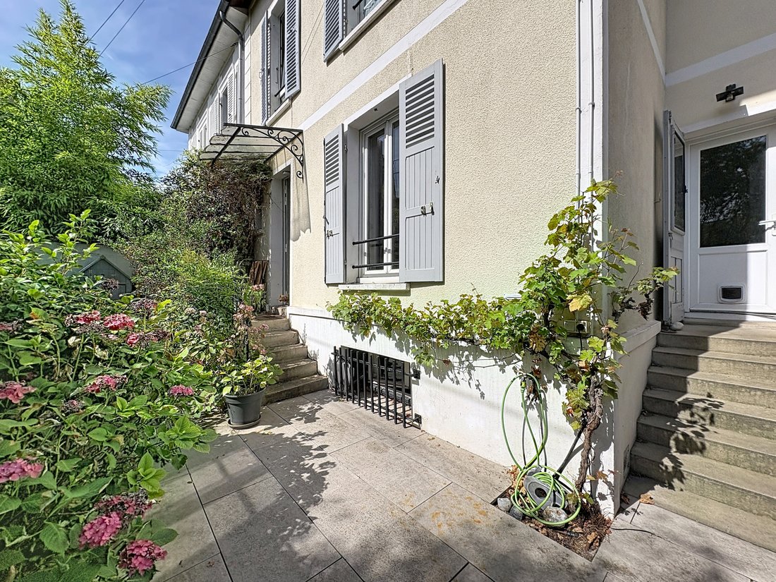 Haus in Plateau-Grèves-Europe-Gare du Stade-Fossés Jean, Colombes, Frankreich 1 - 18769833