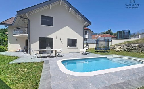Maison à Chevry, Auvergne-Rhône-Alpes, France 1