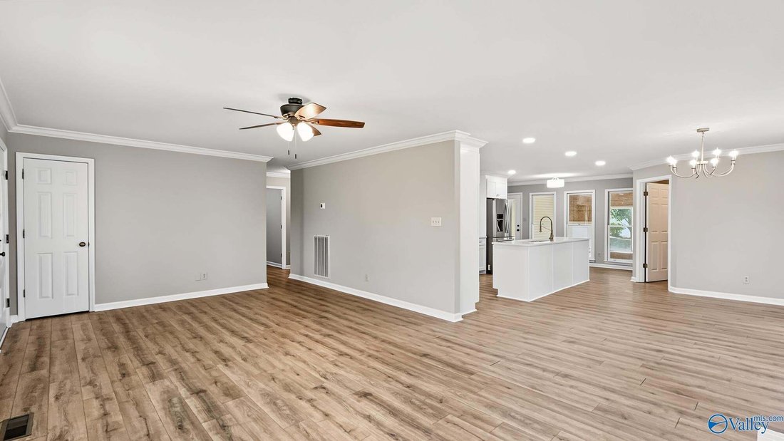 Casa a Elkmont, Alabama, Stati Uniti 4 - 18770763