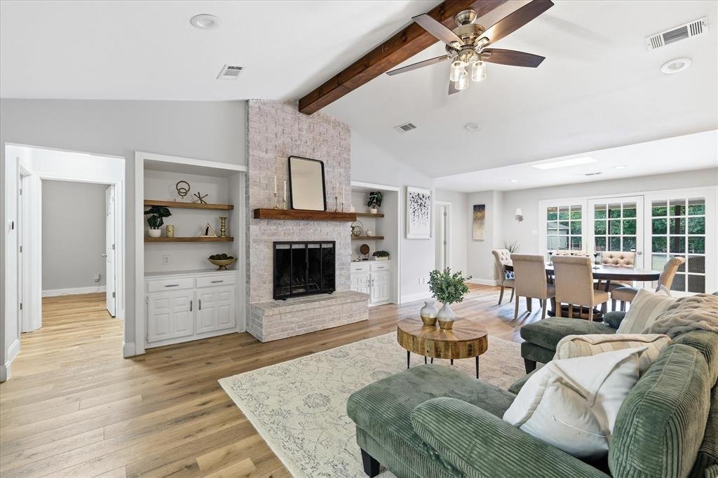 House in Lewisville, Texas, United States 1 - 18327410