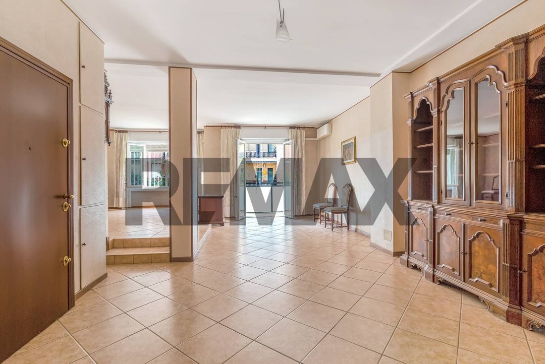 Appartement à Zone d'Argonne - Corse, Milan, Italie 1 - 18766080
