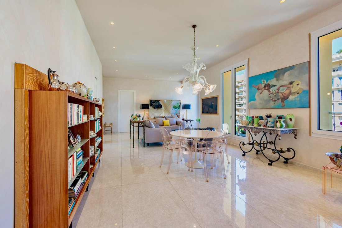 Appartamento a Mentone, Provenza-Alpi-Costa Azzurra, Francia 4 - 16579571