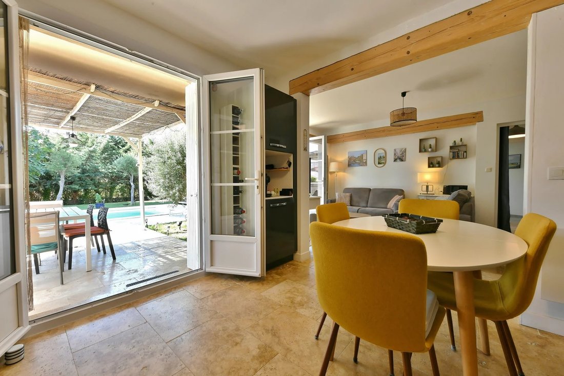 Casa en Uzès, Occitania, Francia 2 - 18769978