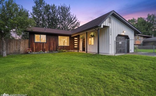 House in Anchorage, Alaska, United States 1