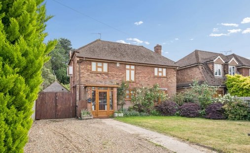 House in Langley Corner, Iver, England 1
