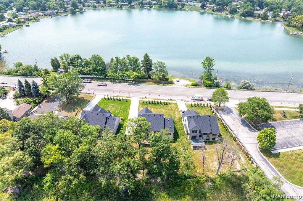 Casa en Lake Angelus, Míchigan, Estados Unidos 4 - 18771555