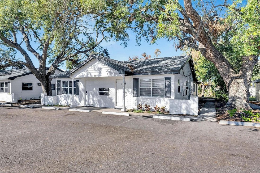 Andere in Tampa, Florida, Vereinigte Staaten 1 - 18768711