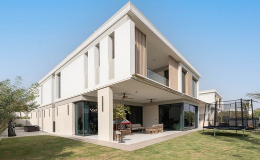 Villa in Tilal Al Ghaf, Dubai, United Arab Emirates 1
