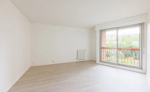 Apartment in Louis Blanc-Aqueduc, Paris 10e Arrondissement, Paris 1