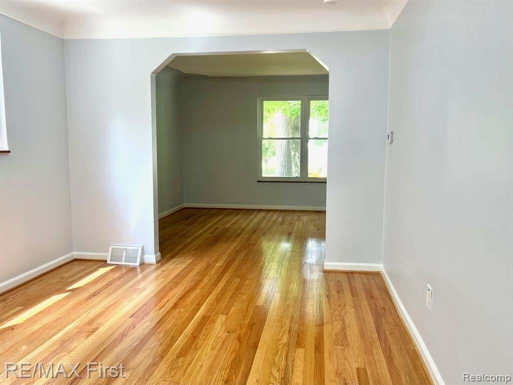 Ferndale, Michigan, United States 5 - 18768823