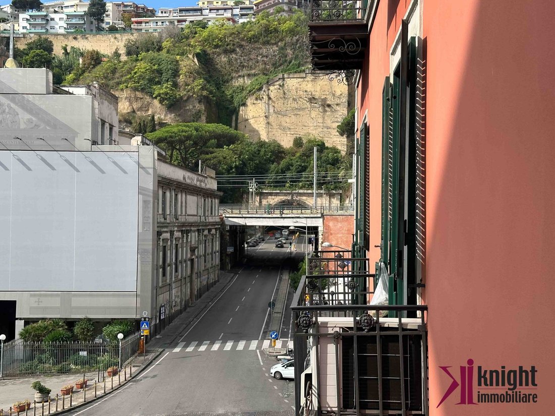 Apartamento en Nápoles, Campania, Italia 3 - 18769259