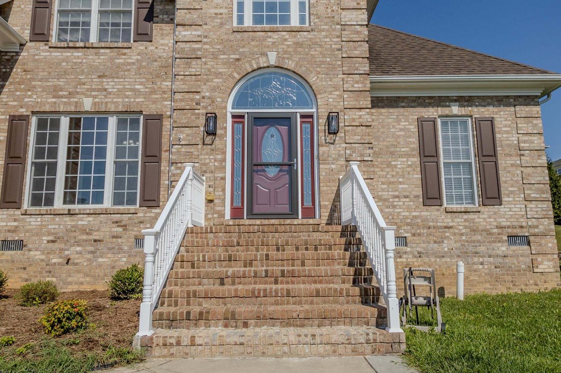 Casa a Fishersville, Virginia, Stati Uniti 5 - 18770954