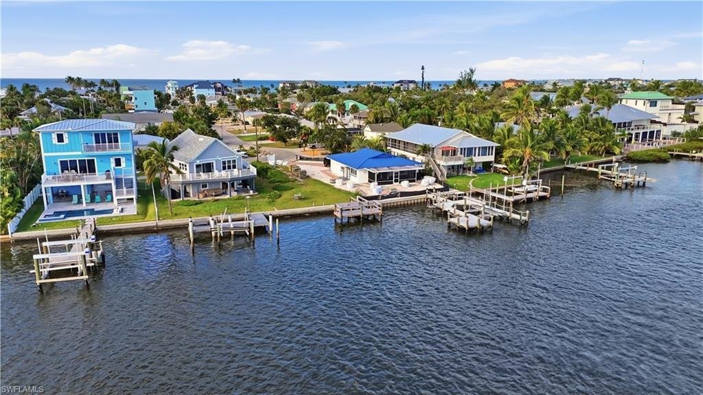 Land in Fort Myers Beach, Florida, United States 3 - 18770066