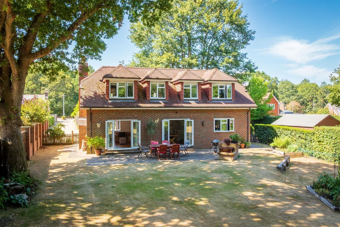 Casa en Godalming, Inglaterra 1 - 18771088