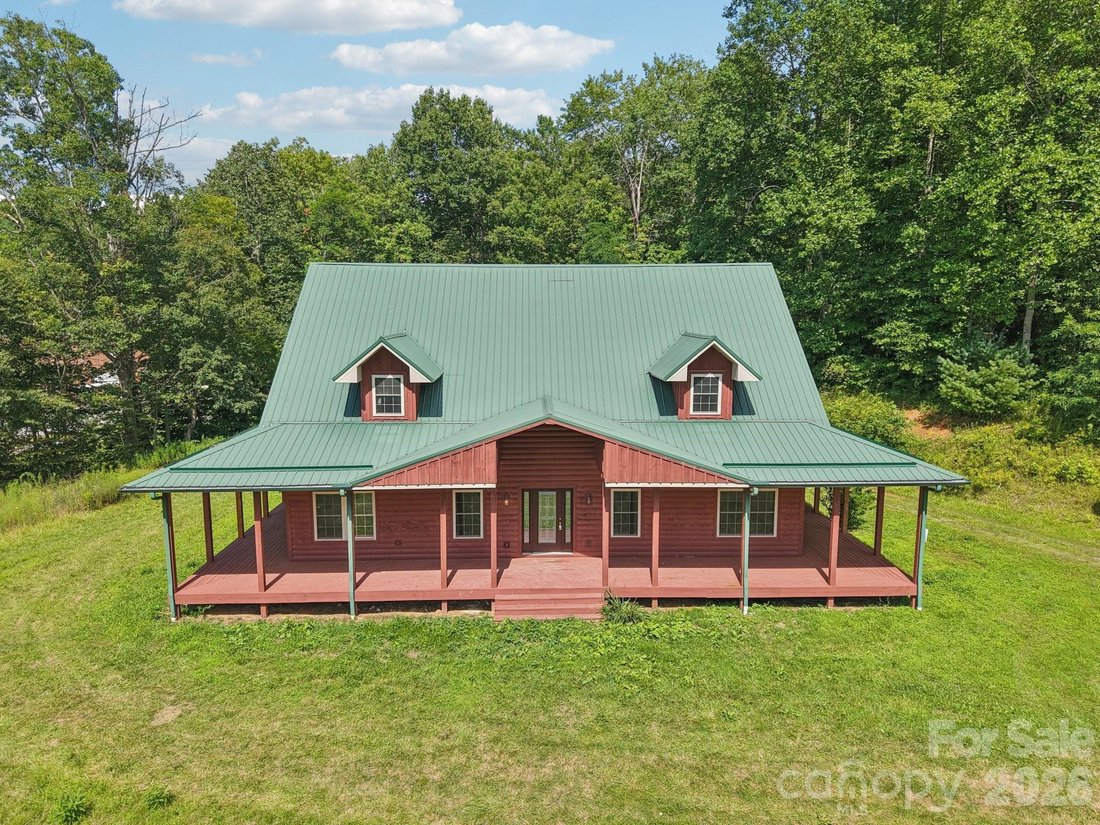 Casa en Clyde, Carolina del Norte, Estados Unidos 1 - 18772762