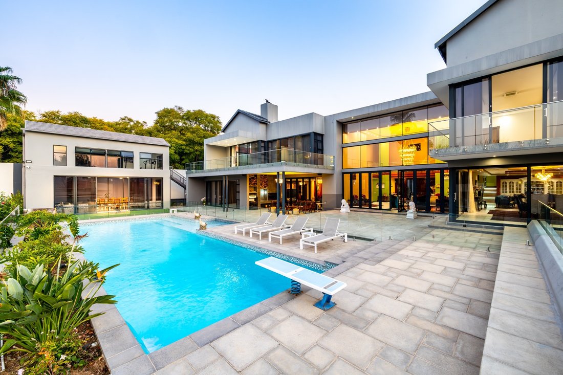 Haus in Hyde Park, Gauteng, Südafrika 1 - 18772648