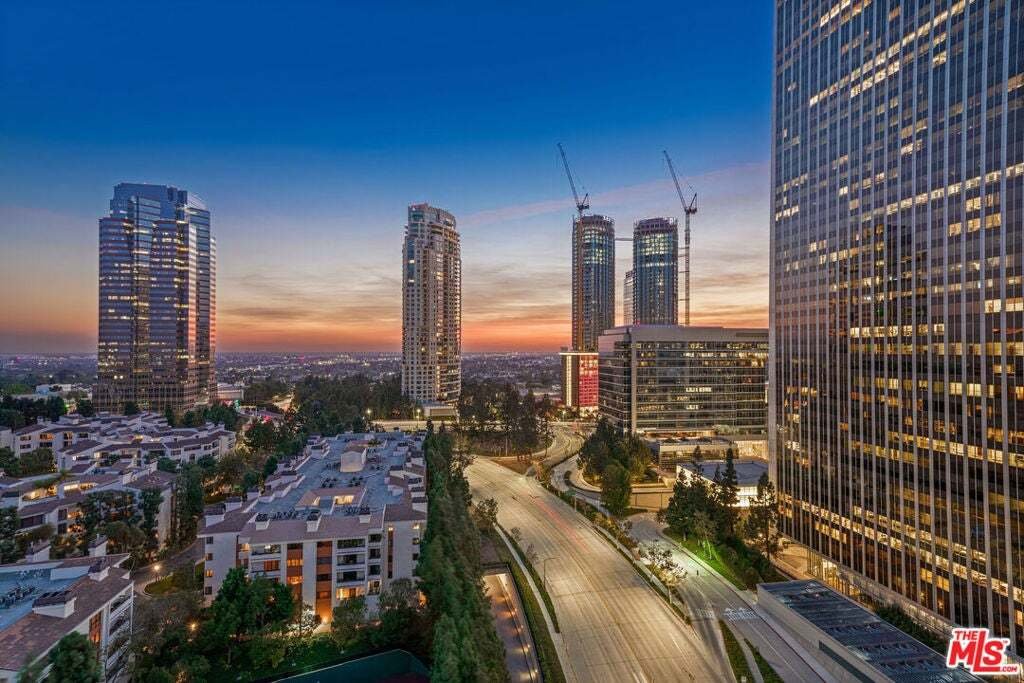 Condominio a Los Angeles, California, Stati Uniti 1 - 18771038