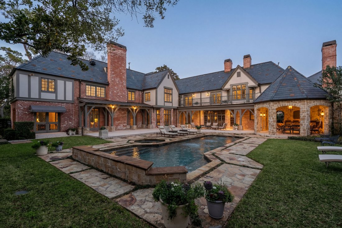 House in Houston, Texas, United States 3 - 18770190