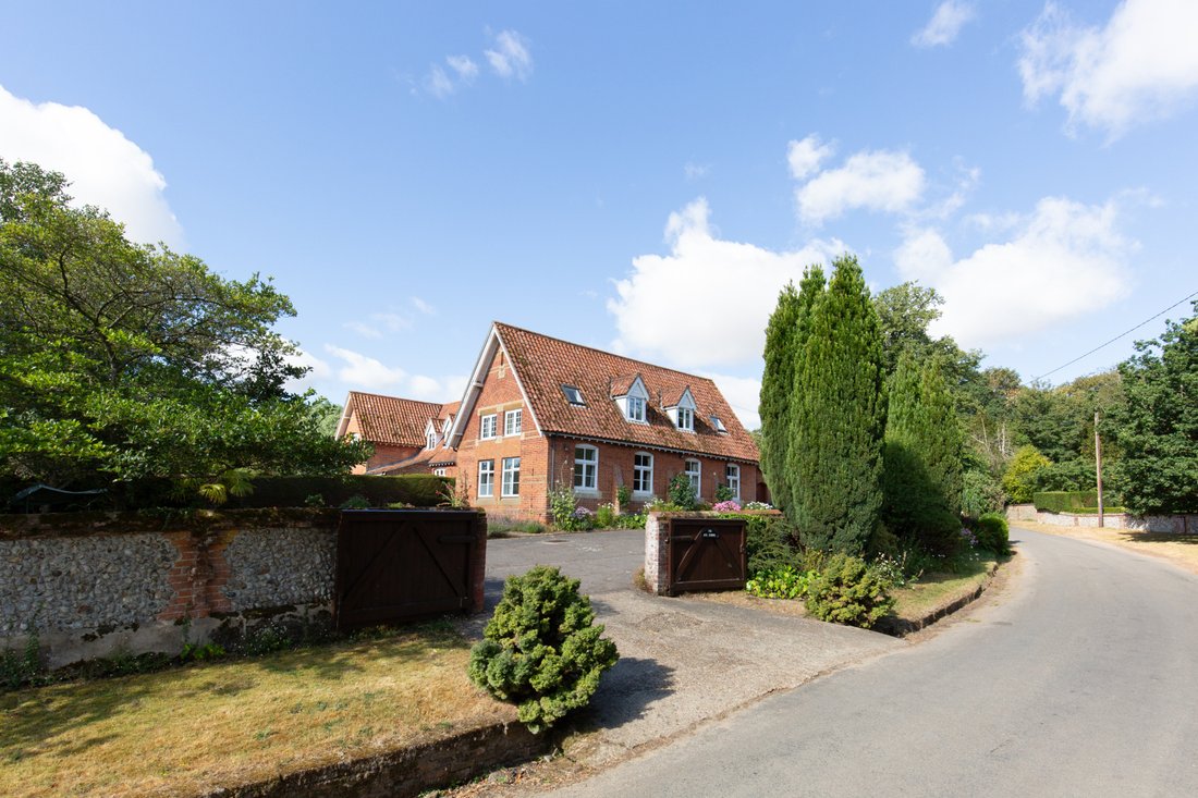 Haus in Norfolk, England 3 - 18769536