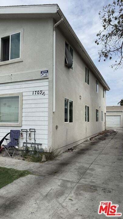 Los Angeles, California, United States 2 - 18768378