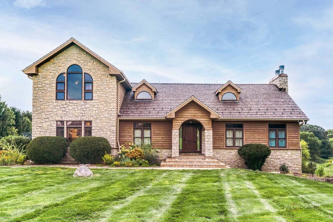 House in Fox Lake, Illinois, United States 1 - 18771361