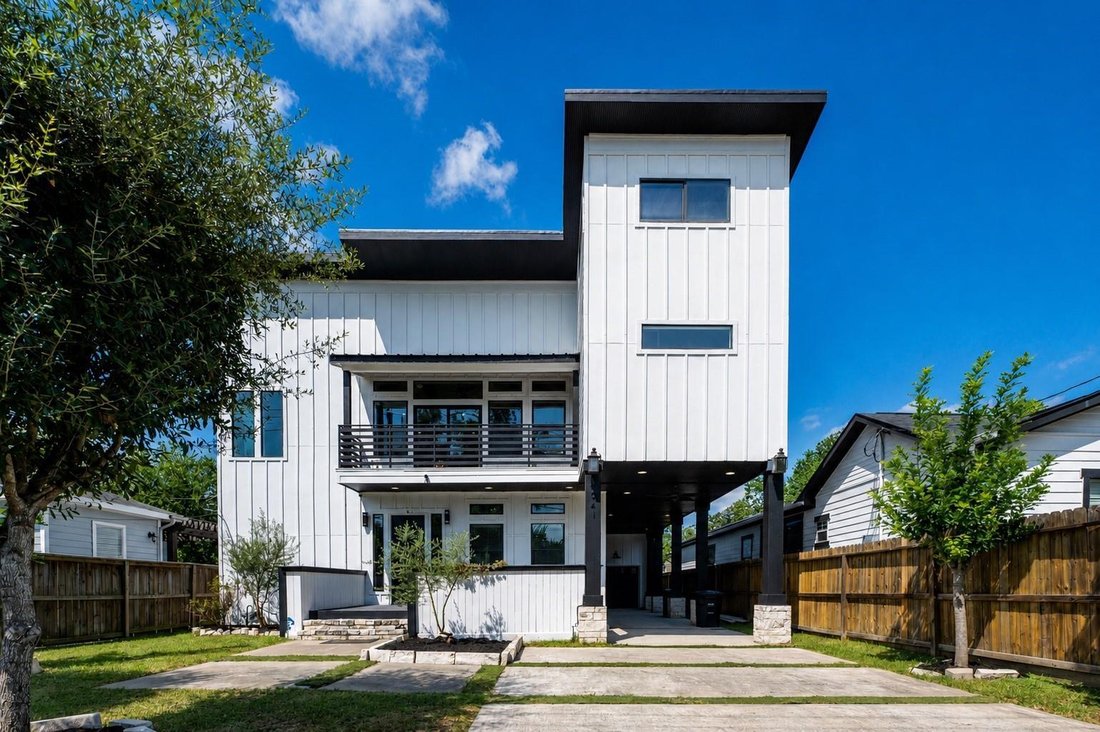 House in Houston, Texas, United States 3 - 18768998
