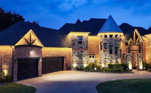 House in Whitney, Texas, United States 1