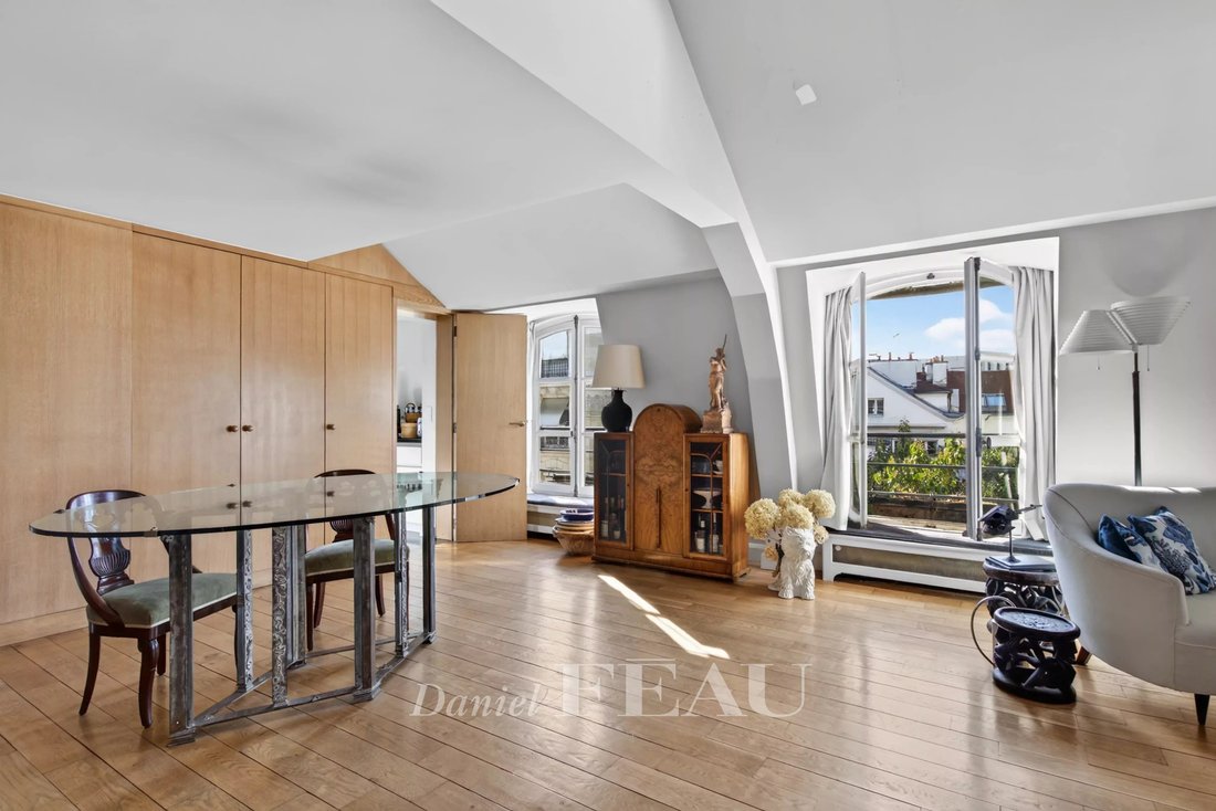 Appartement à Saint Germain des Prés, Paris 6e Arrondissement, Paris 2 - 18120158