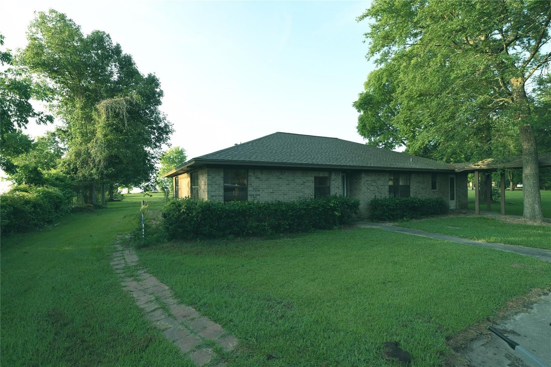 House in Coldspring, Texas, United States 4 - 18769057