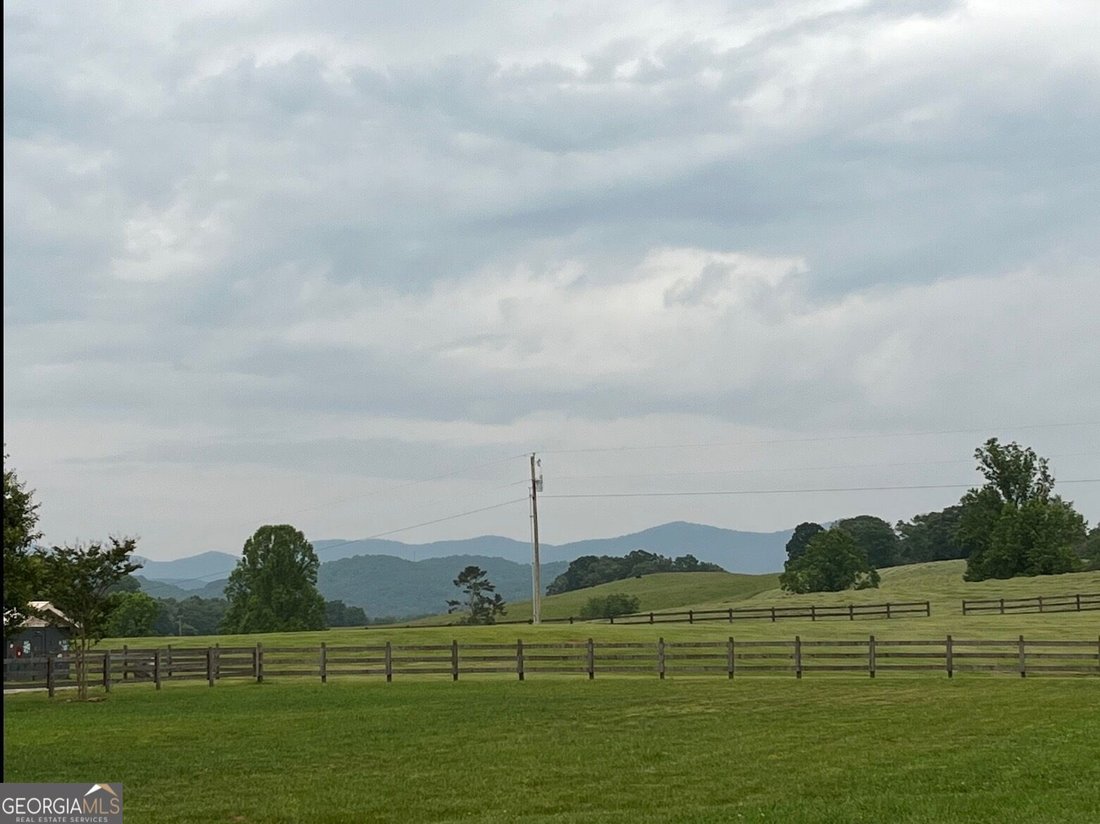 Rancho en Blairsville, Georgia, Estados Unidos 4 - 18695137